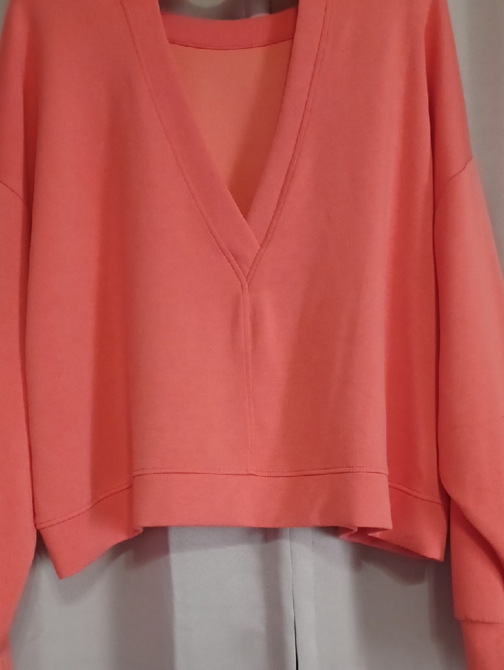 Crane Cropped Boxy Fit Crewneck Sweatshirt Open Back Dropped Shoulders Soft - Picture 11 of 13